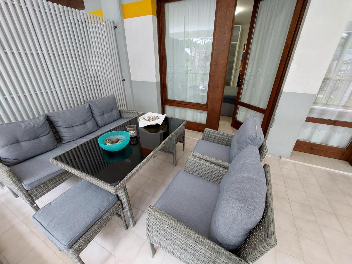Apartment Golden Riviera No 7 *